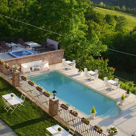 Villa Locanda San Giorgio à Neviglie Extérieur photo