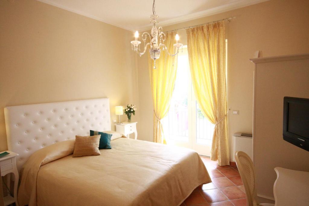 Villa Locanda San Giorgio à Neviglie Chambre photo