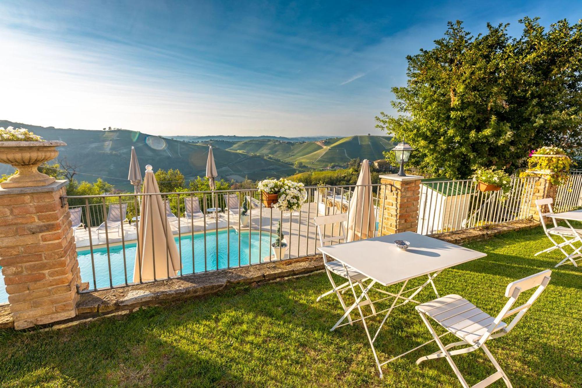 Locanda San Giorgio Neviglie Extérieur photo